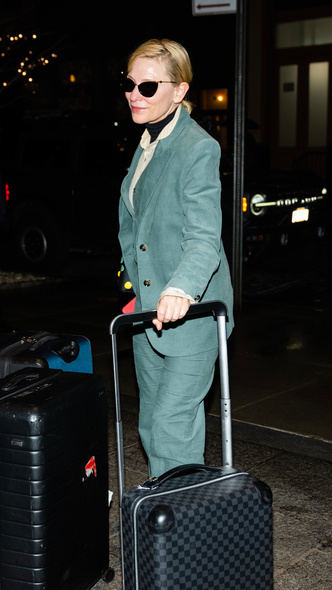 Одета с иголочки: Кейт Бланшетт в идеальном костюме, который носят все успешные женщины