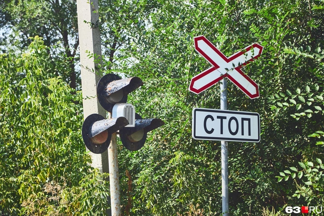 В Ростове Великом перекрыли движение по оживленному ж/д переезду | Источник: Роман Данилкин / 63.RU