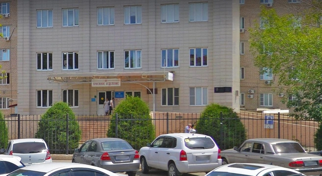 Трое пострадавших сейчас проходят обследование в Алексадро-Мариинской больнице | Источник: «Яндекс.Карты»
