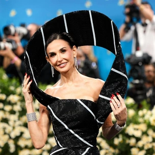 Не узнать: как новая стрижка сделала Деми Мур на 10 лет моложе (вам тоже такая нужна)