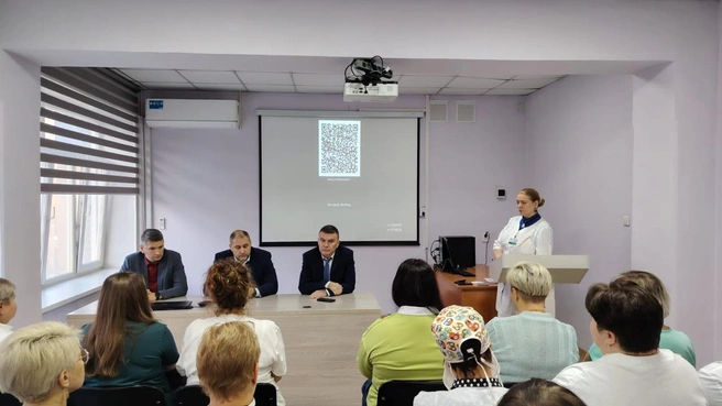 Один из врачей долго руководил другой больницей, но ушел оттуда на фоне ареста заместителя за взятки  | Источник: Глава Минздрава Андрей Тарасов / Telegram