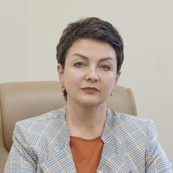 <p>Елена Бескостая,</p>