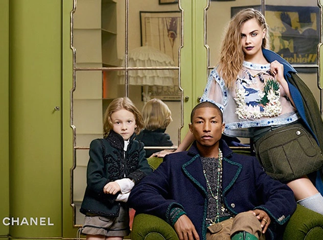 Кара Дельвинь и Фаррелл Уилльямс в рекламной кампании Chanel