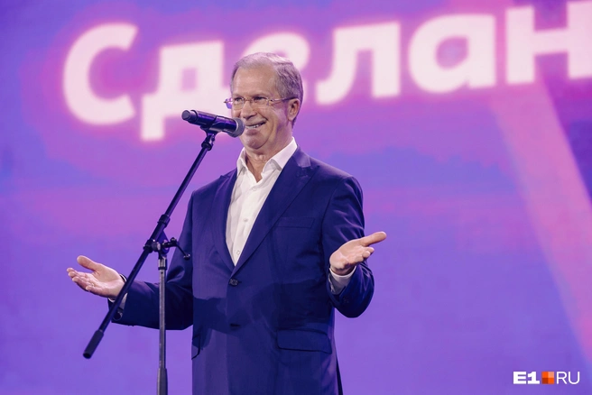Виктор Шкулев поднимется на сцену Народной премии E1.RU | Источник: Алексей Варзегов / E1.RU