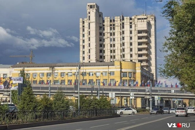 В Волгограде за бесценок продают этажи Дома печати