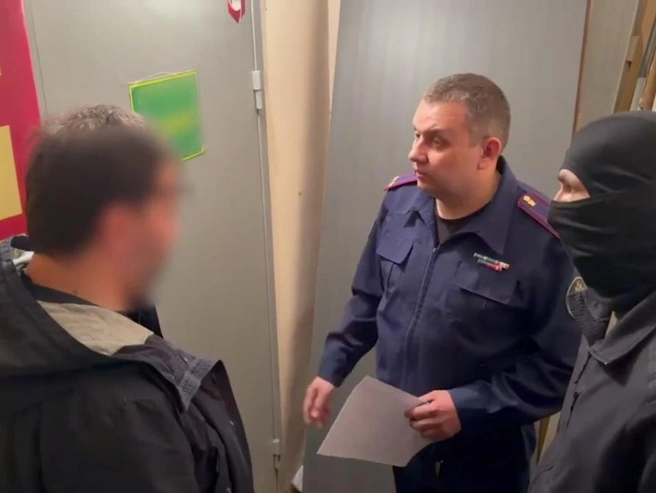 Алексей Серовой признал свою вину во время допроса. | Источник: СУ СК России по Волгоградской области