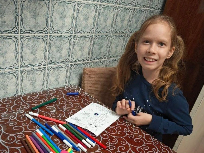 Четыре года Ксюшу обследуют, но не могут понять, чем она болеет | Источник: «Дедморозим»