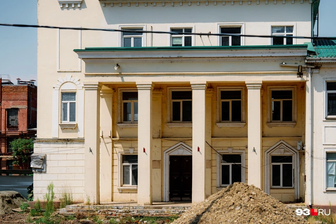Здание заводоуправления 1936 года сохранят, как и памятники архитектуры начала XX века  | Источник: Дарья Паращенко / 93.RU
