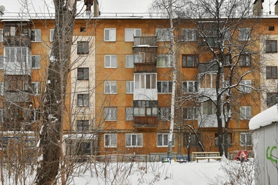 Yekaterinburg Authorities Open to Demolishing Khrushchyovka for Renovation