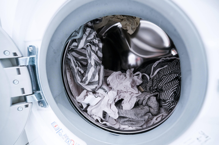 Главные ошибки при стирке в стиральной машине, которые испортят вам вещи