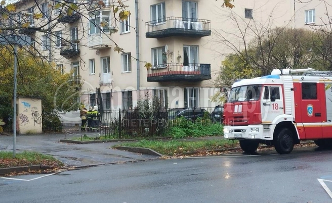Балкон рухнул на 21-й линии Васильевского острова | Источник: читатель «Фонтанки»