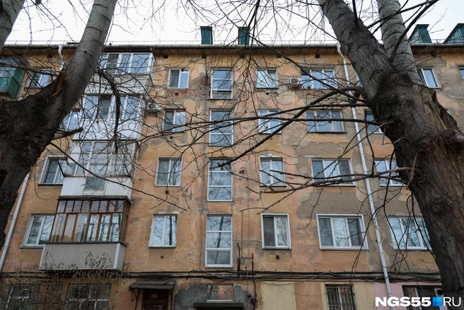 Но вот состояние стареньких домов оставляет желать лучшего | Источник: Евгений Софийчук / NGS55.RU