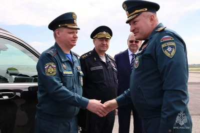 Куренков наградил пензенских спасателей и передал технику