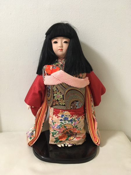 Японцы решили выяснить, действительно ли куклы могут обладать паранормальными способностями