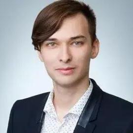 <p>Егор Зиновьев</p>