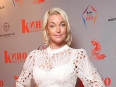 Жена Игоря Вдовина высказалась о конфликте Анастасии Волочковой с дочерью