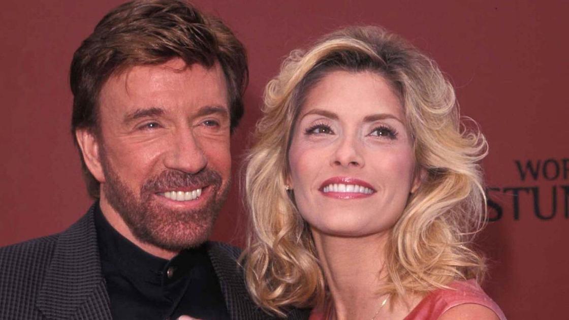 Главный выбор Чака Норриса: 13 лет назад актер наплевал на славу, деньги и Голливуд, чтобы спасти жизнь жены