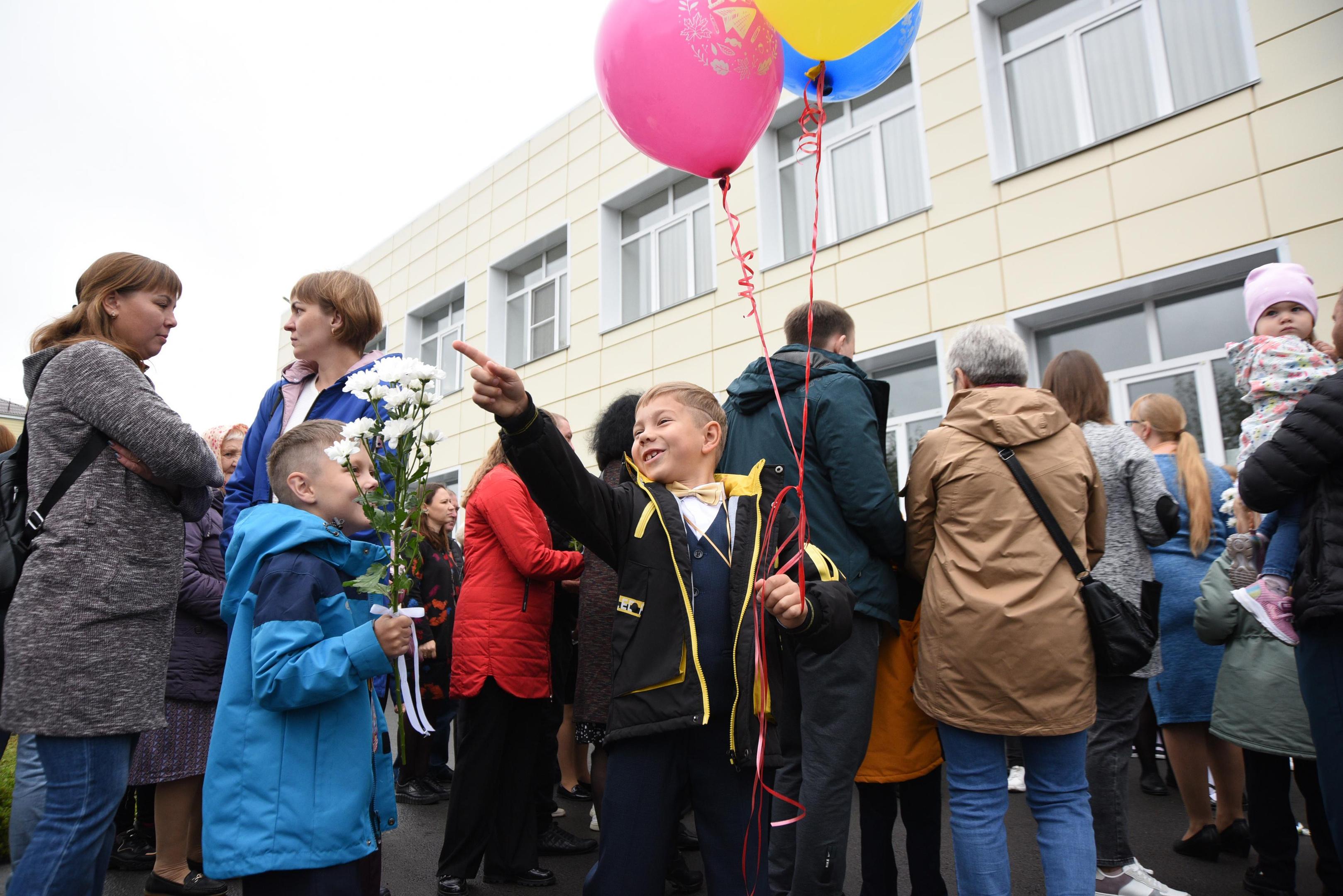 В Мурманской области планируют закрепить за каждой школой шефствующее предприятие: как это будет работать 