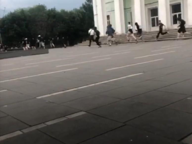 «Собрались на стрелку»: толпа подростков устроила разборки в Челябинске, есть пострадавшие