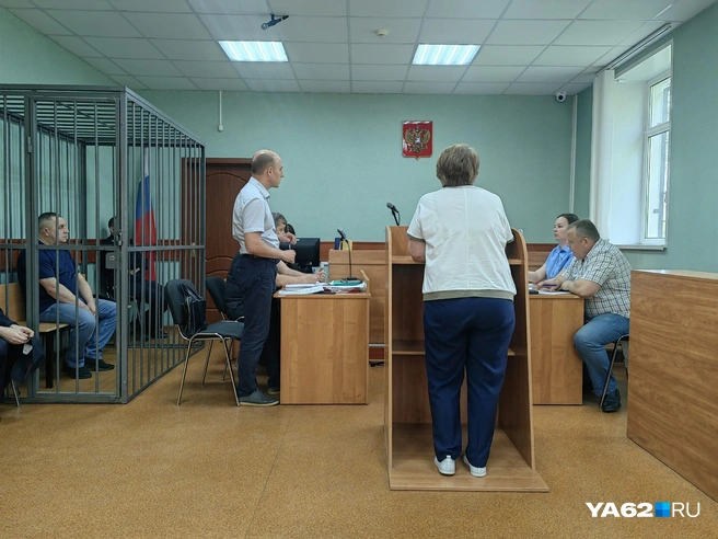 На суде выступила классная руководительница несовершеннолетней дочери Исаева | Источник: Кристина Мельникова / YA62.RU