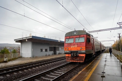 Residents demand return of 27 cancelled commuter trains