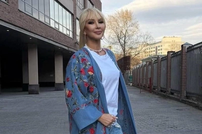 «Это не монтаж и не дрон»: Лера Кудрявцева заинтриговала снимками неопознанного объекта над Петербургом