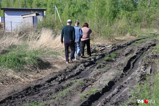 А вот поворот в сторону улицы Домовитой | Источник: Михаил Шилкин