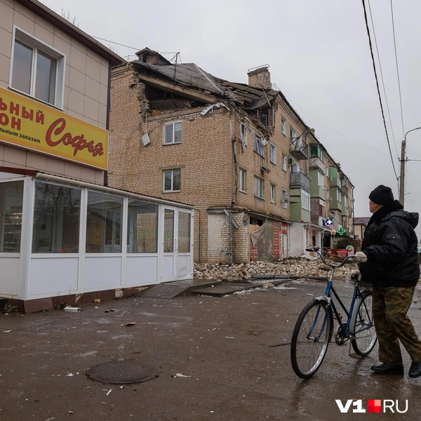 У каждого жителя — своя версия событий | Источник: Алексей Волхонский / V1.RU