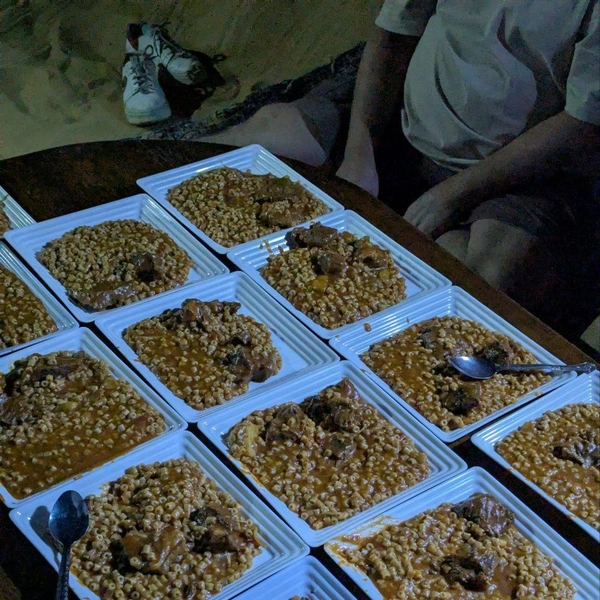 Ужин в пустыне