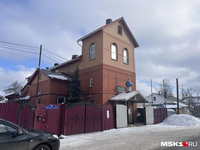 В Подмосковье бульдозер снес единственный в России украинский православный храм