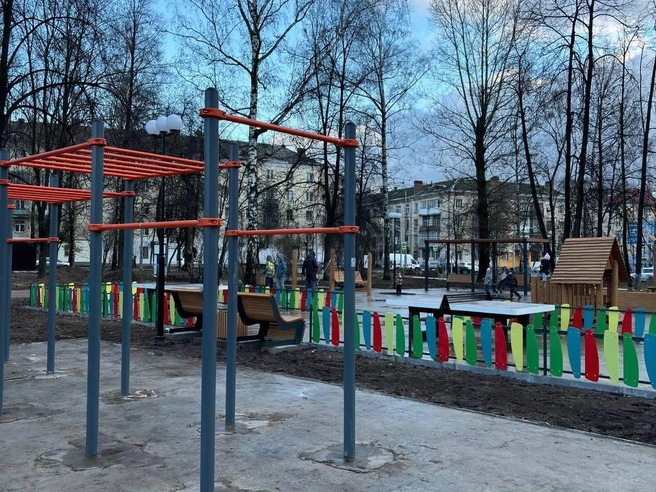Бетонное основание готово для укладки прорезиненного покрытия | Источник: читатель 76.RU