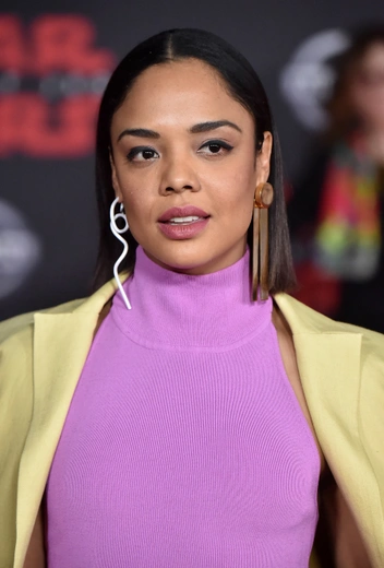 Тесса Томпсон