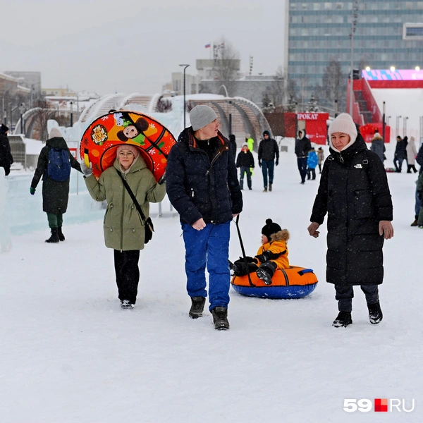 В первый день работы городка приходили целыми семьями | Источник: Ирина Тропина / 59.RU 
