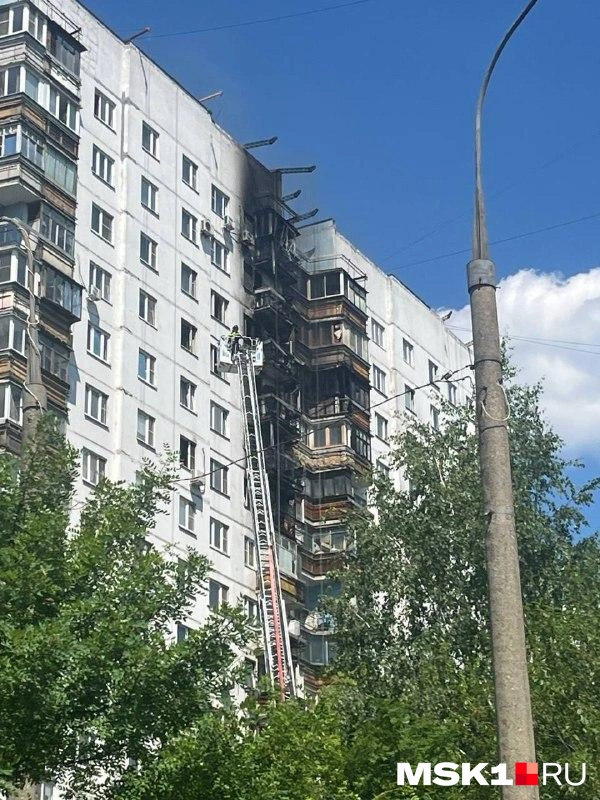 В доме выгорело несколько балконов | Источник: читатель MSK1.RU