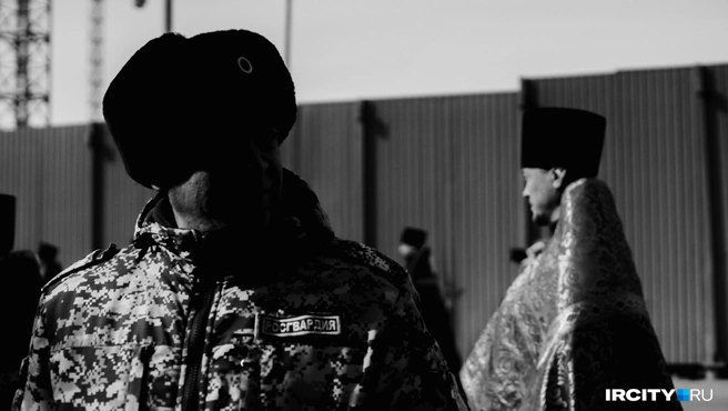 Стражи порядка на своем посту | Источник: Кирилл Фалеев / «ИрСити»