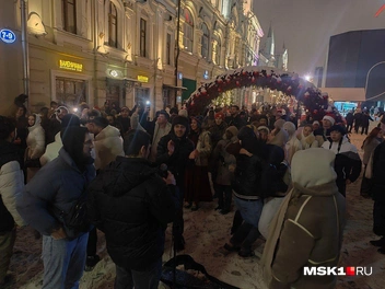 Подпевающие москвичи | Источник: Михаил Мечев / MSK1.RU