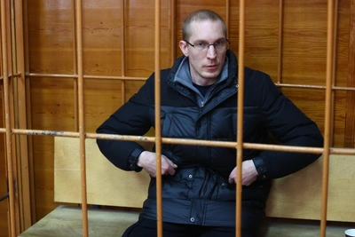 Pathologist Marries 12-Year-Old and Sentenced to Prison