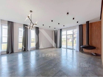 Таким был коттедж до хоумстейджинга | Источник: сайт объявлений