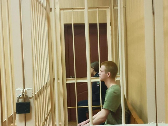 Артем Валеев находится под стражей | Источник: Красноуральский городской суд
