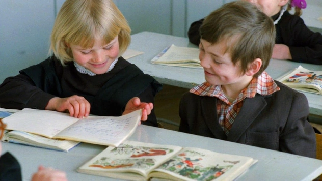 Ностальгический тест только для тех, кто рос в СССР: Помните ли вы учебники, по которым учились в школе?