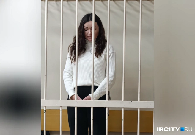 «Жаль ее ребенка». Член СПЧ прокомментировала приговор блогерше из Шелехова, покусавшей полицейского | Источник: Даниил Конин / IRCITY.RU