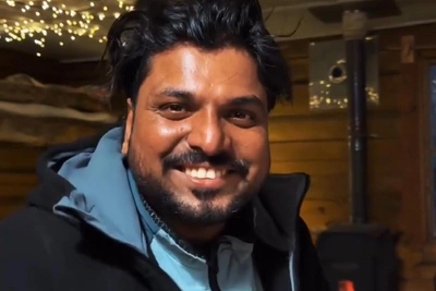 'Wow!' Indian Tourist Samples Yakut Delicacies, Is Delighted