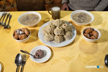 Не буузой единой, но без нее не обойтись | Источник: Олег Фёдоров / CHITA.RU