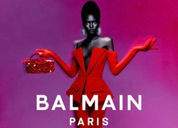 50 платьев из новой, «неизданной», коллекции Balmain украли