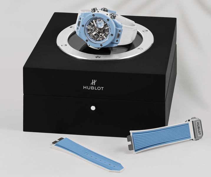 Для тех, кто скучал по морю, новинка Hublot в необычном цвете