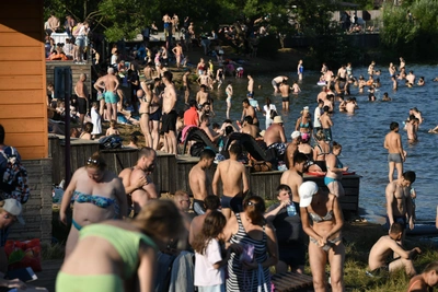 Жара до +28° и приближение холодного фронта в Москве