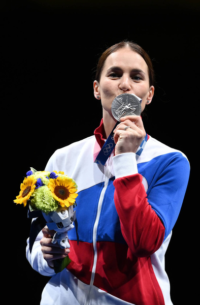 Слезы гимнастов, великая Великая и «золото» со сломанной рукой: яркий для России день Олимпиады