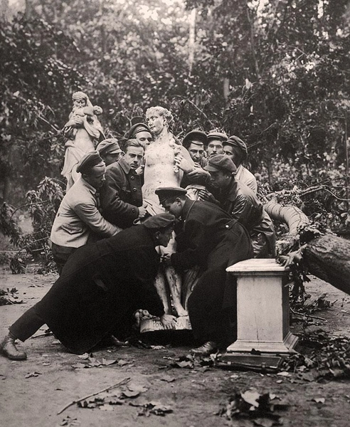 Последствия наводнения | Источник: 1924 год. Виктор Булла