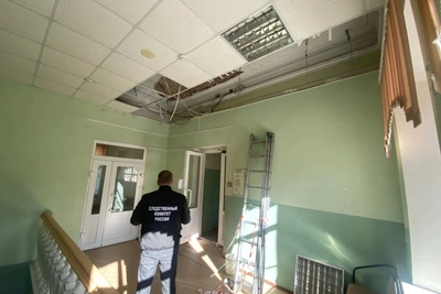 В Пензе проверяют обрушение потолка в колледже
