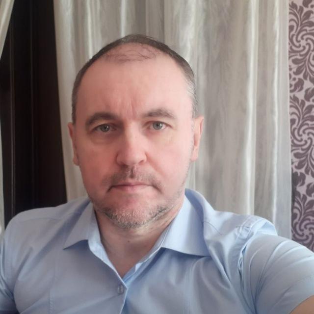 <p>Сергей Ромашкин</p>